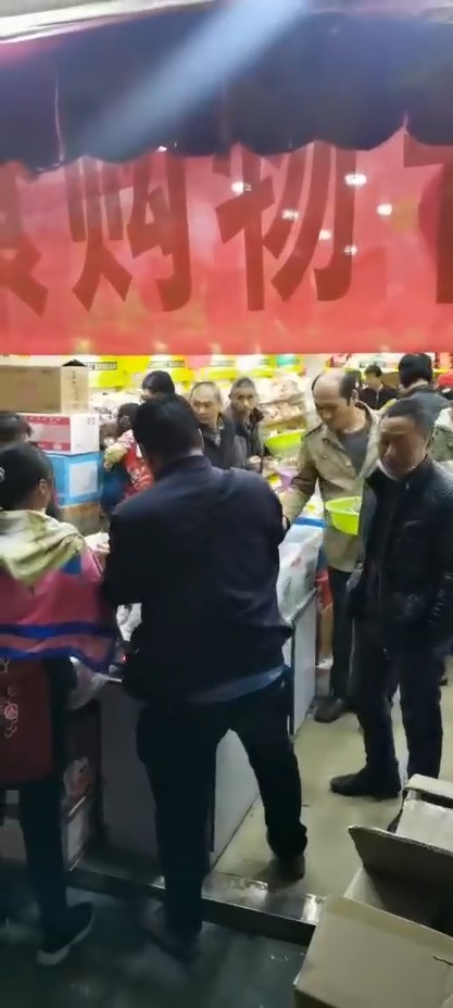 热烈祝贺云南昆明官渡双凤加盟店双十二零食购物节促销活动圆满成功